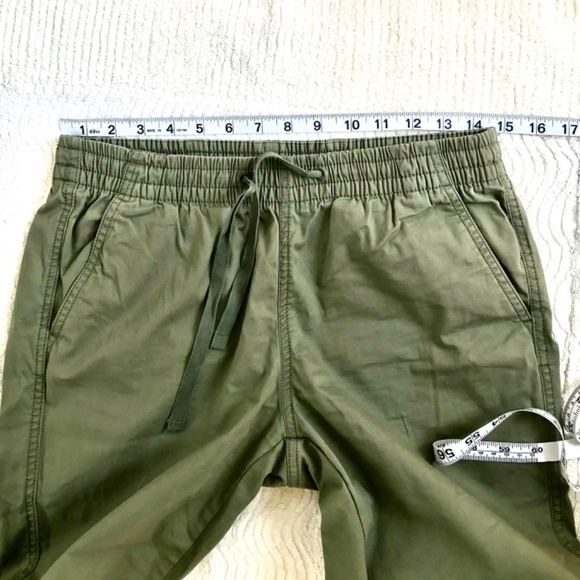 L.L.Bean Olive Green Chino Pant - Picture 5 of 9